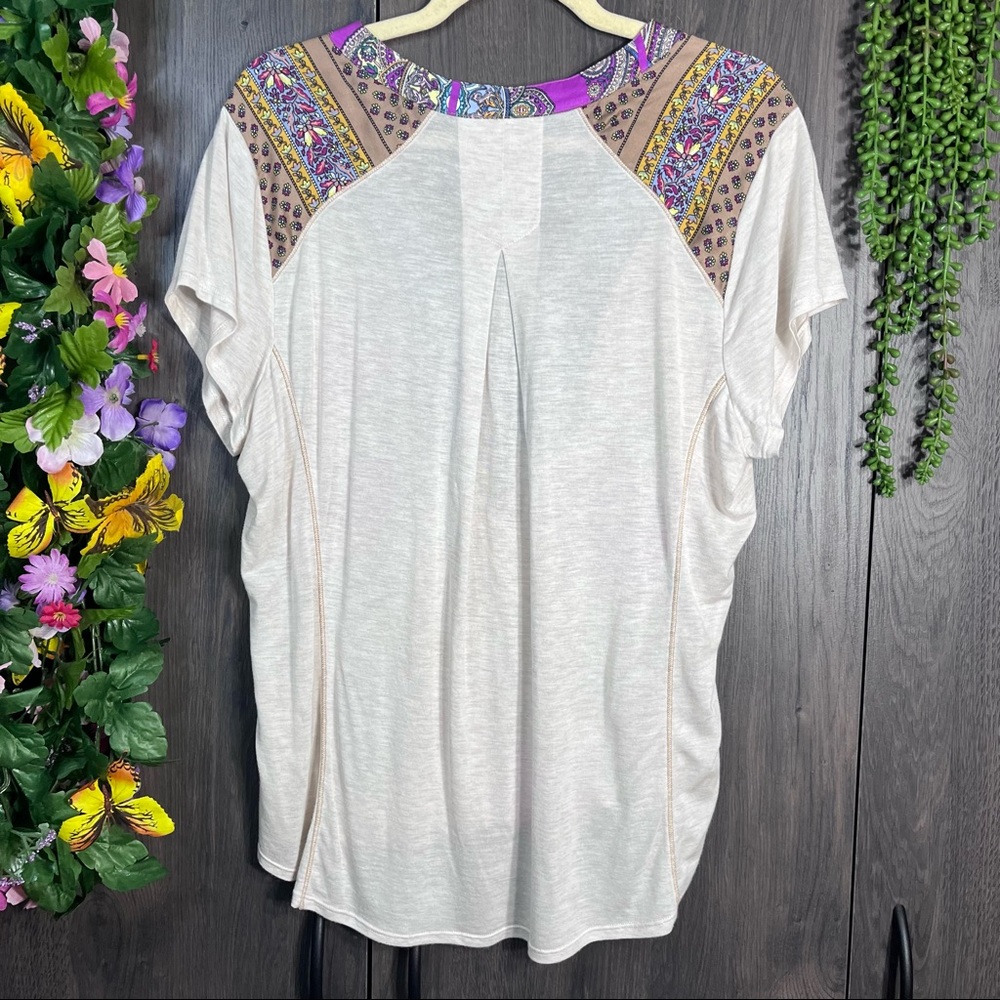 Anthropologie Beige and Purple Floral Mixed-Media V-Neck Top Large VGUC - Picture 8 of 13